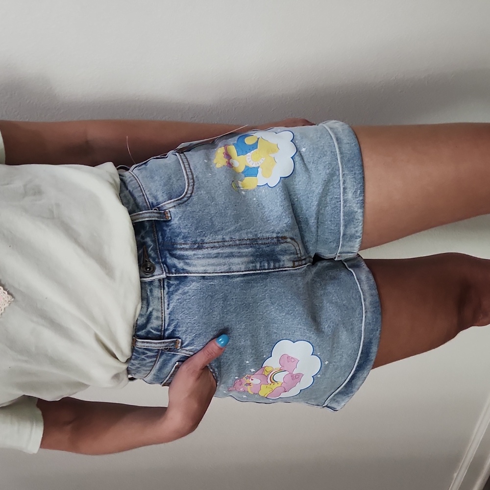 NWT Care Bears Glitter Print Denim Mom Shorts Womens Size 6 & PLUS SIZE 16 - Picture 2 of 12